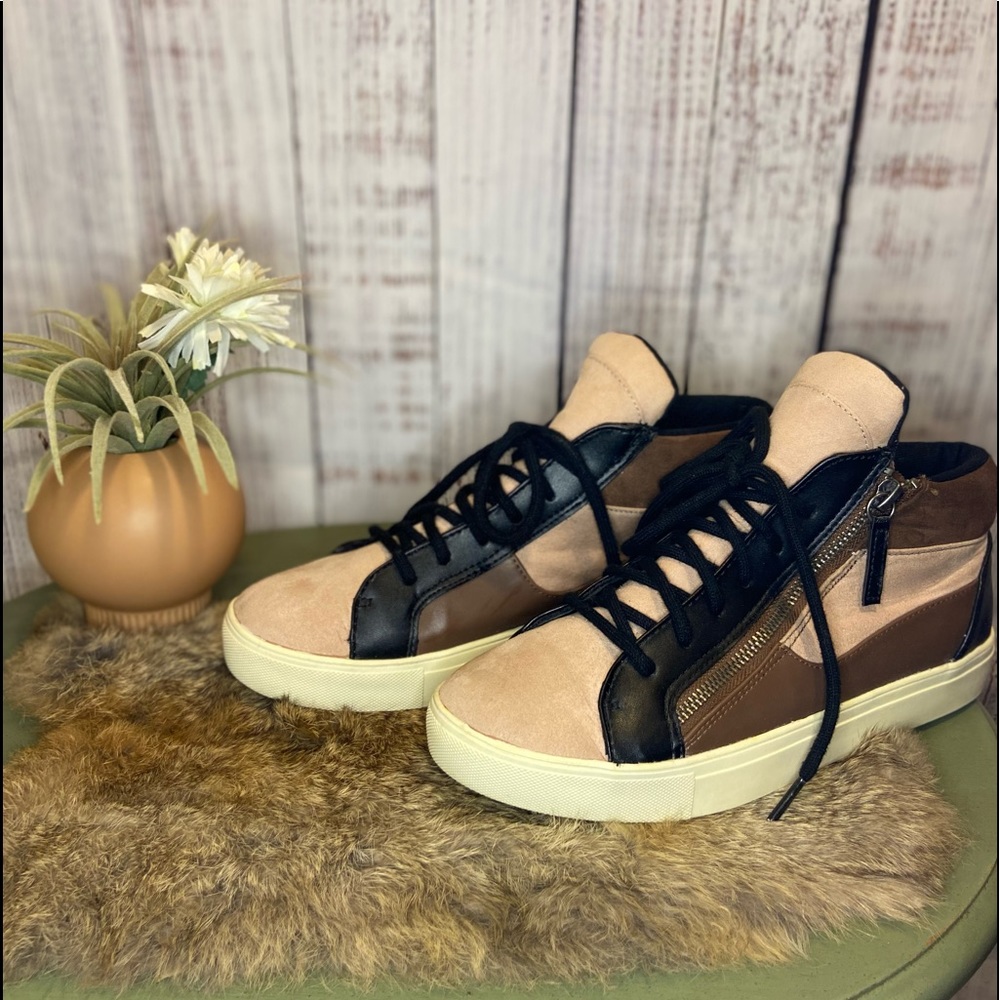 Brash “Cleo” color block womens sneakers